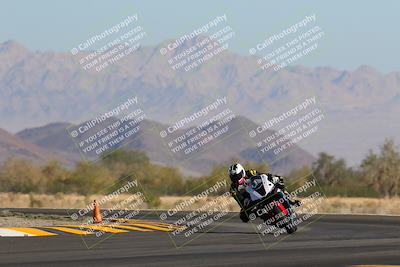 media/Nov-06-2022-SoCal Trackdays (Sun) [[208d2ccc26]]/Turn 14 (930am)/